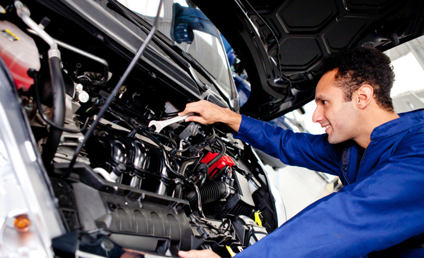 GET YOUR CAR MAINTANENCE TIPS FROM OUR EXPERT MECHANICS